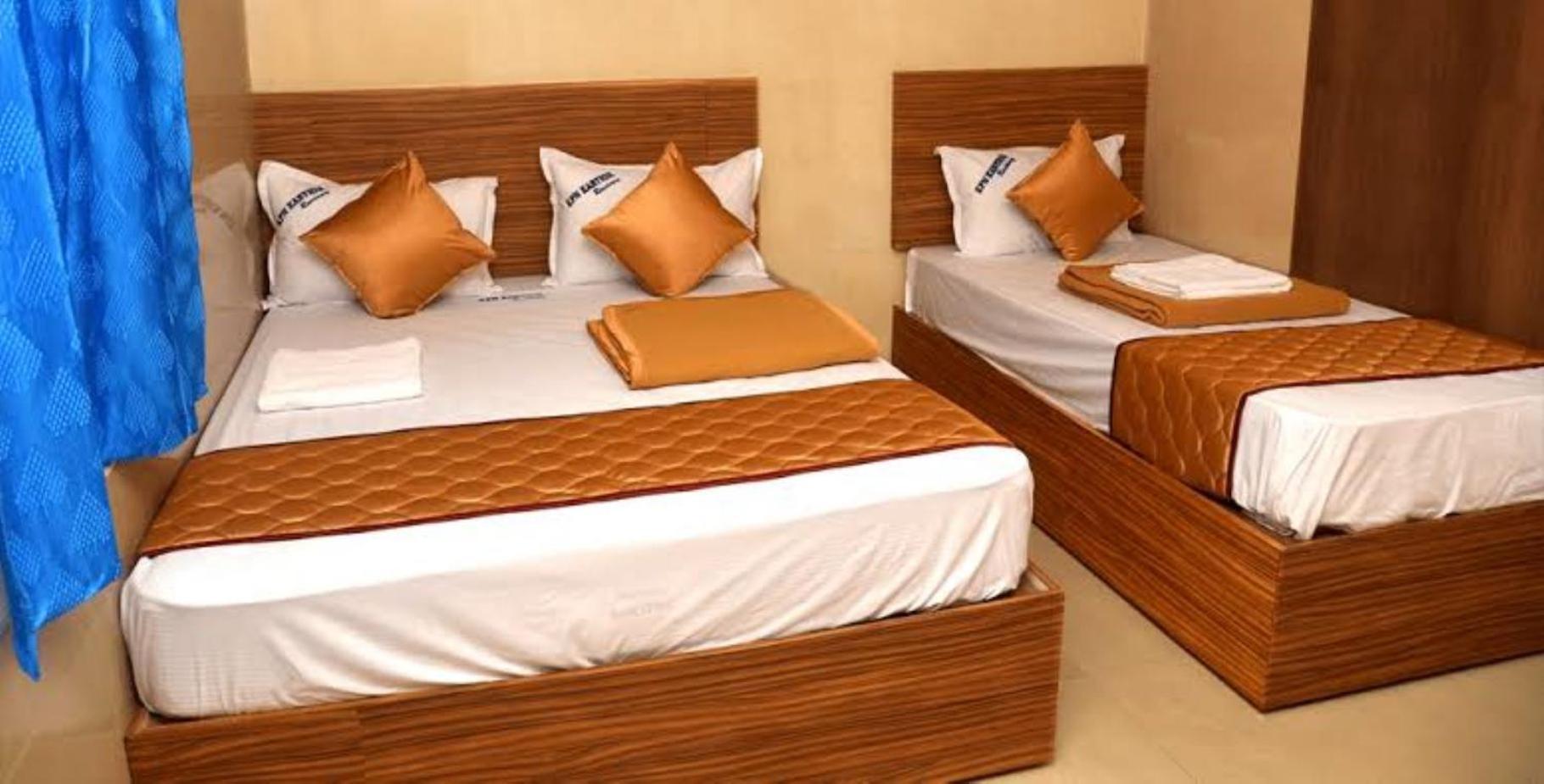 Hotel Bently Shelter Bombay